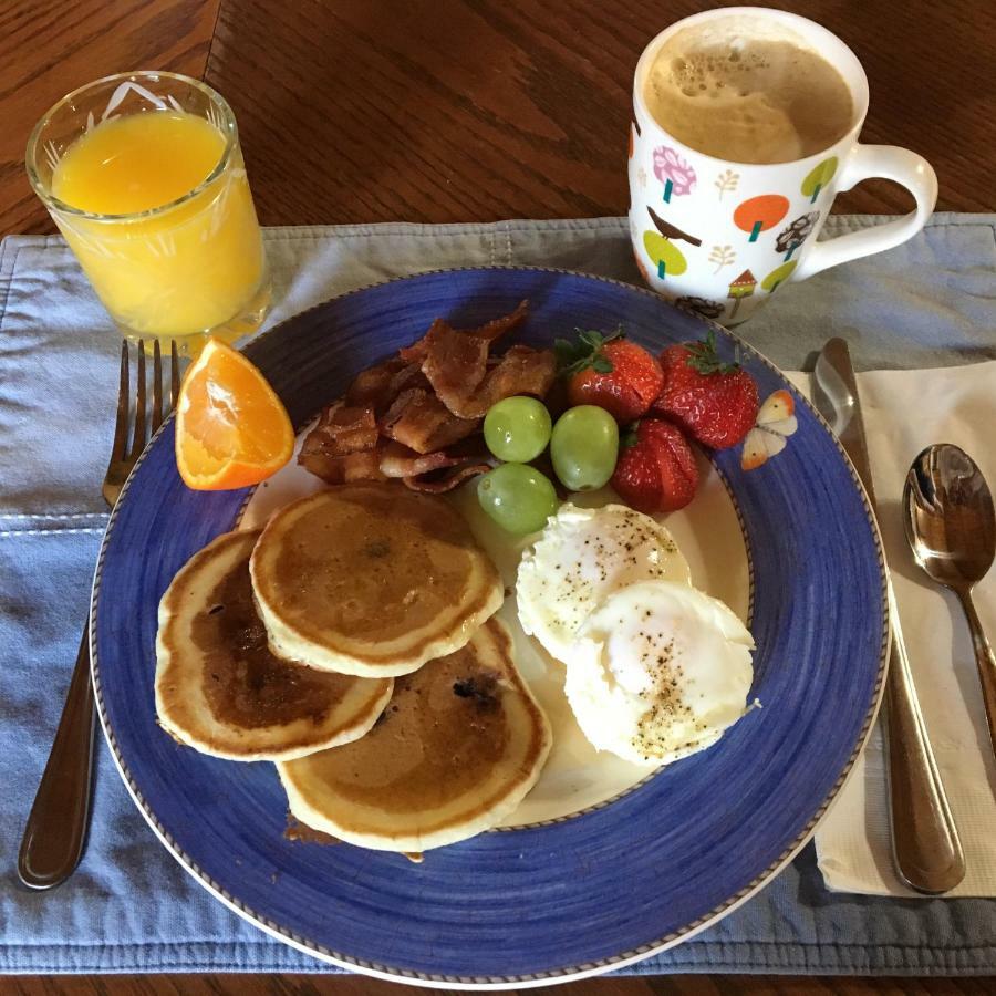 Bye The Bay Bed And Breakfast Ridgetown 外观 照片