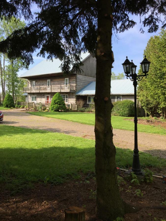 Bye The Bay Bed And Breakfast Ridgetown 外观 照片