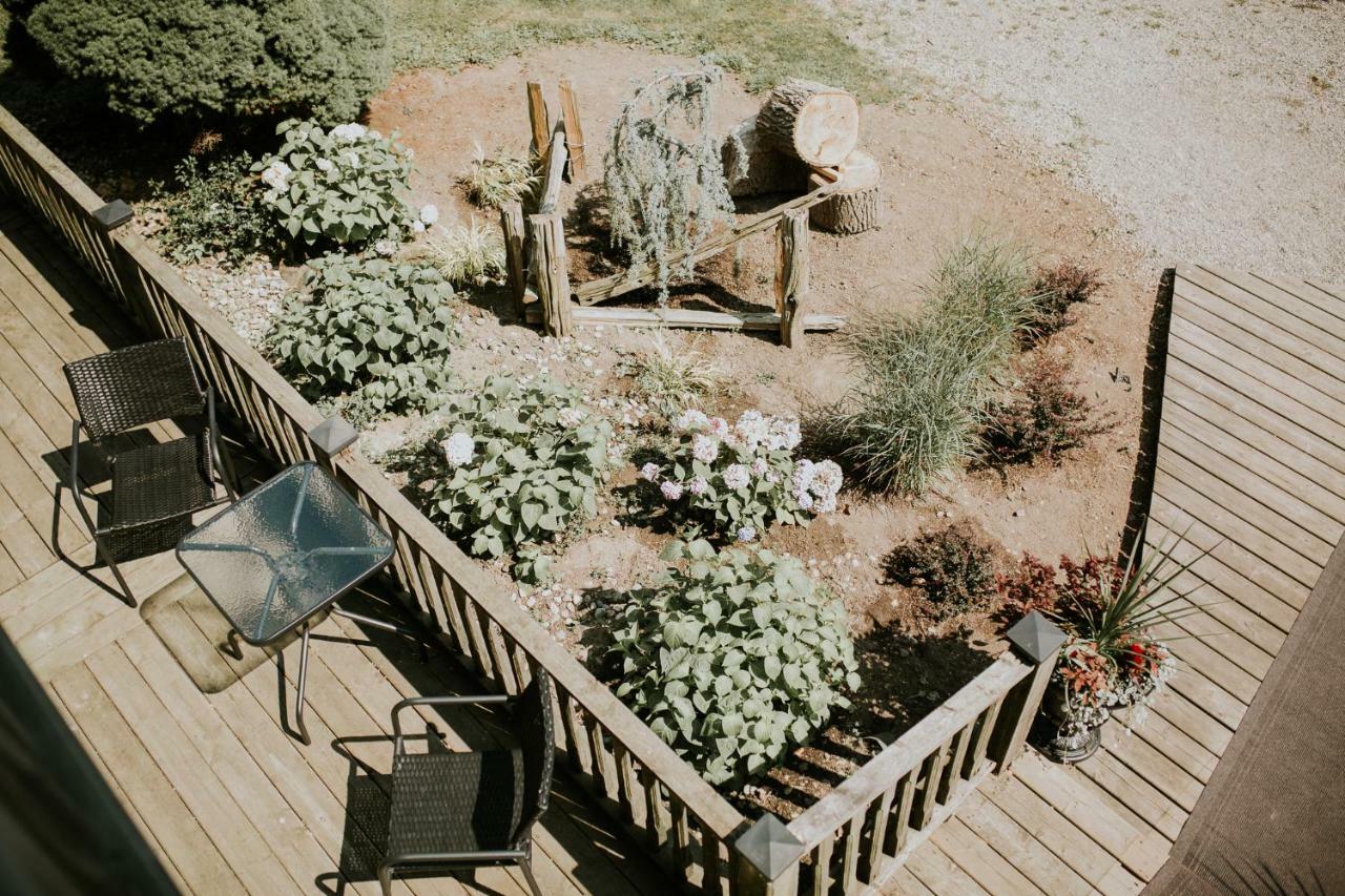 Bye The Bay Bed And Breakfast Ridgetown 外观 照片